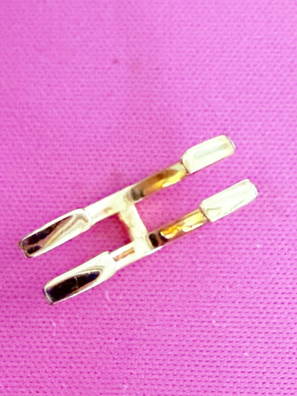 Crystal Embedded Gold Tone H Open Ring / Ear Cuff sz 6.5 - Picture 5 of 10